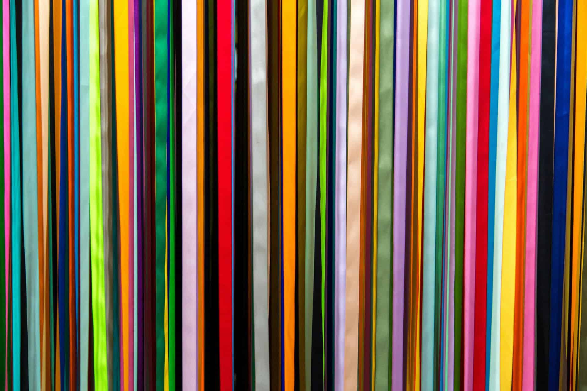 vertical stripes in varying colours